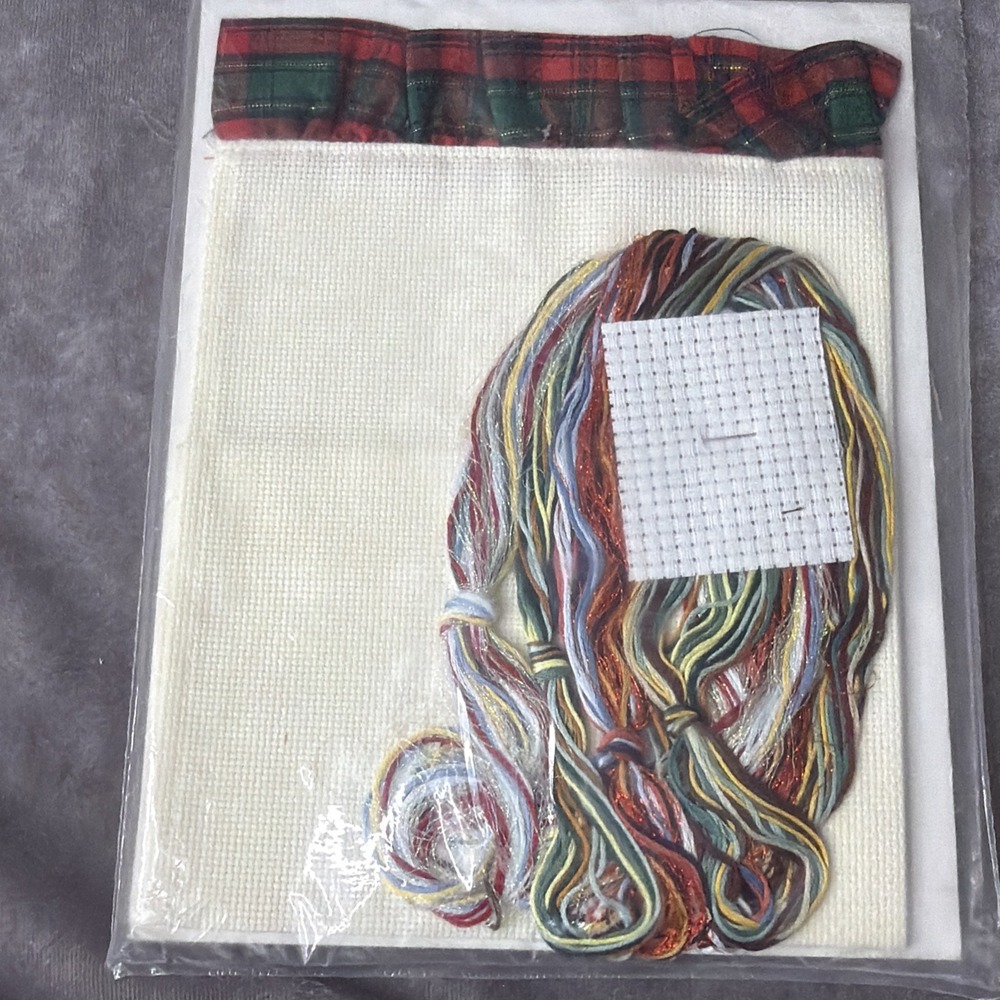 *NEW 11" x 14"  Christmas Cross Stitch Kit Tidings of Joy Banner Janlynn 80-145 - Picture 4 of 4